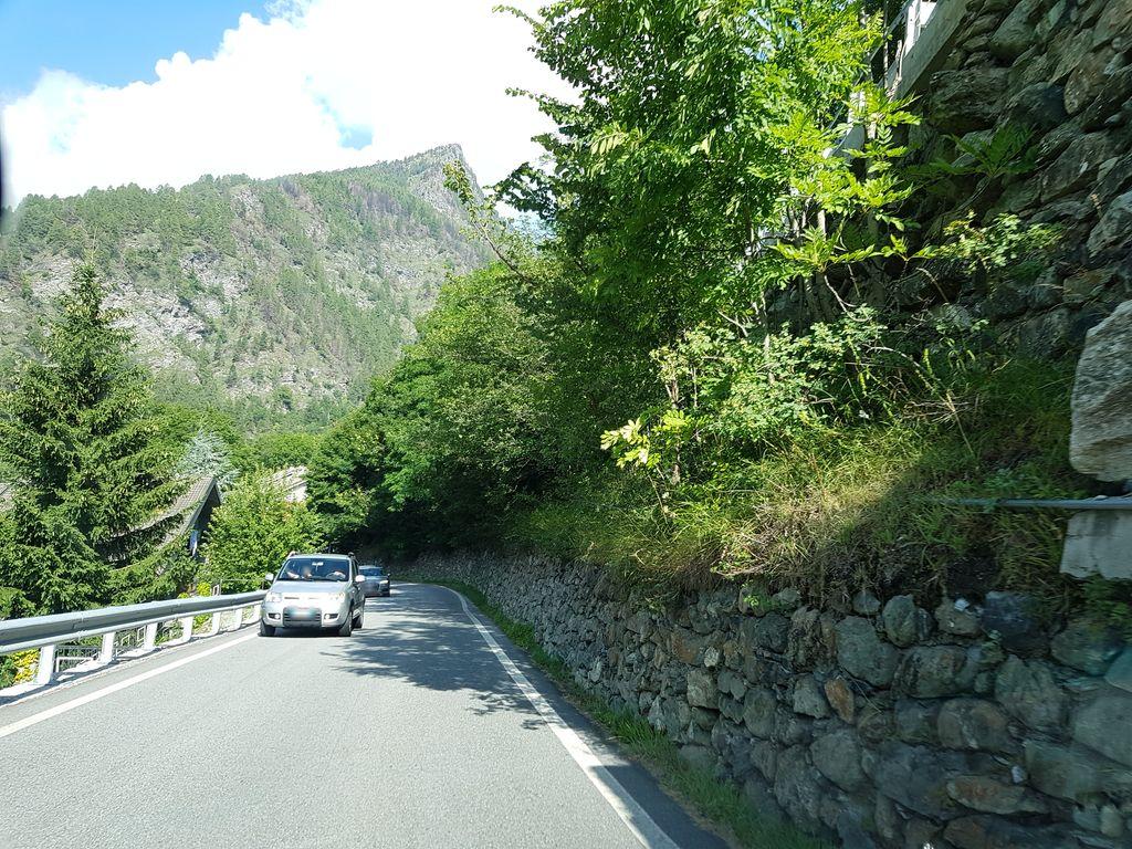View at km 0.8