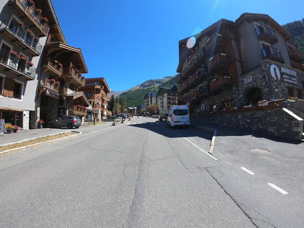 View at km 0.8