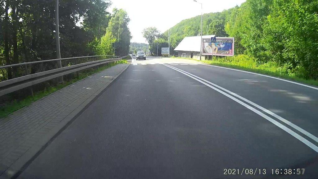 View at km 0.8