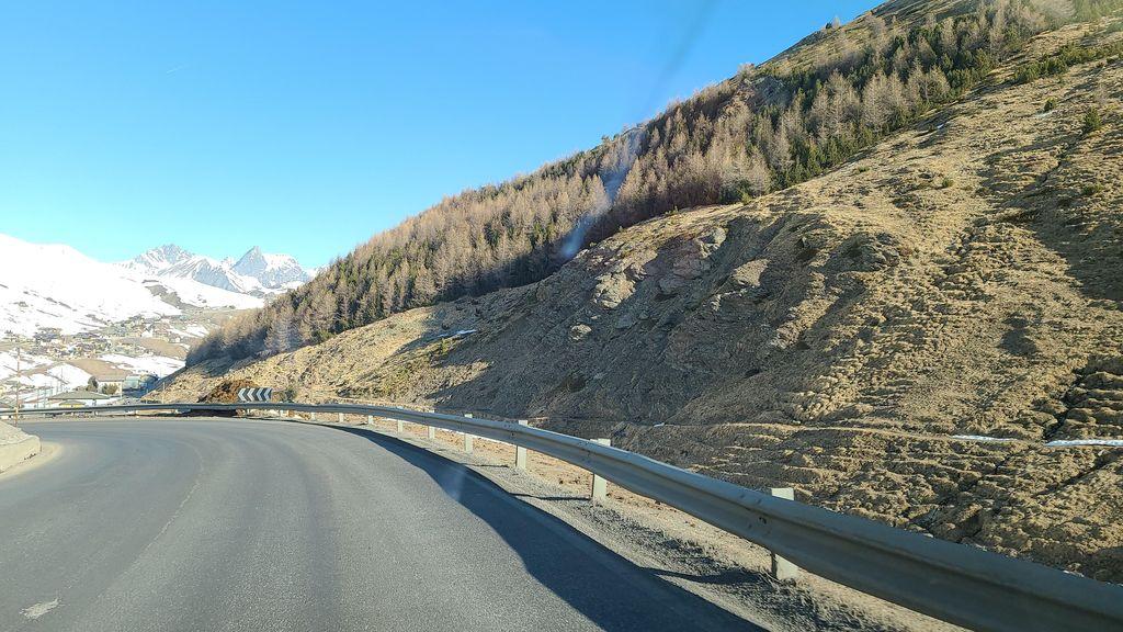 View at km 0.8